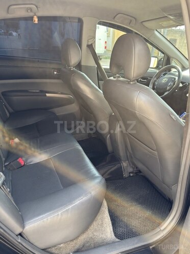 Toyota Prius-10
