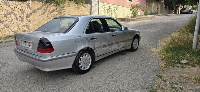 Mercedes C 240-4