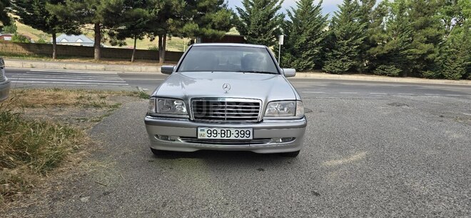 Mercedes C 240-1