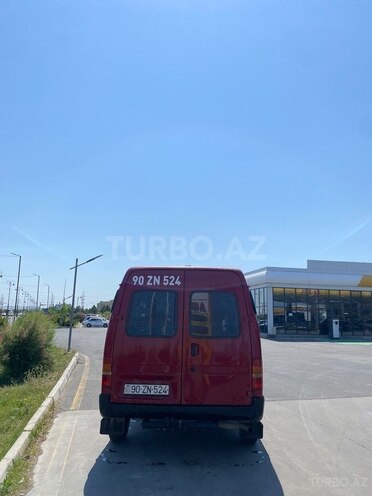 Ford Transit-3