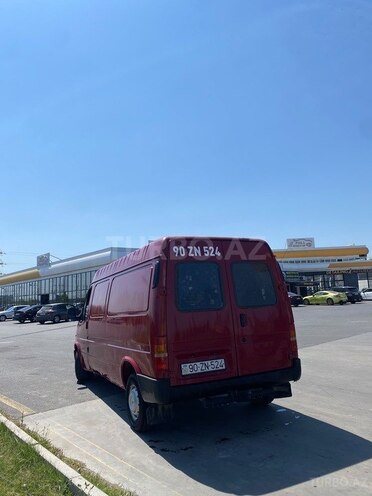 Ford Transit-6