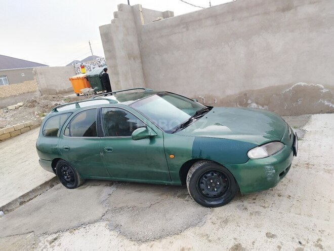 Hyundai Elantra-2