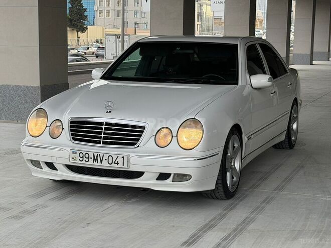 Mercedes E 240-7