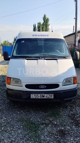 Ford Transit-1