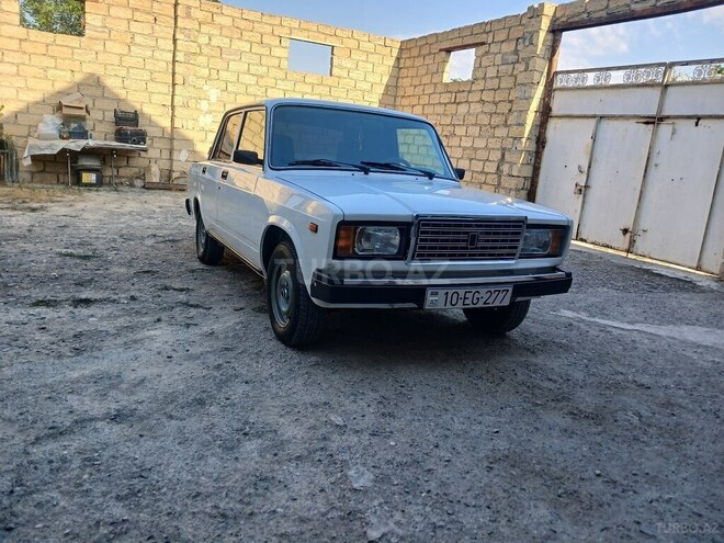LADA (VAZ) 2107-3
