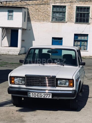 LADA (VAZ) 2107-18