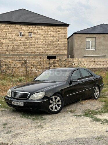 Mercedes S 320-1