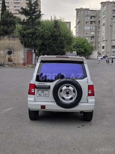 Mitsubishi Pajero io-2