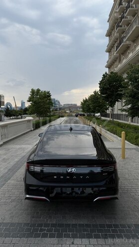Hyundai Sonata-2