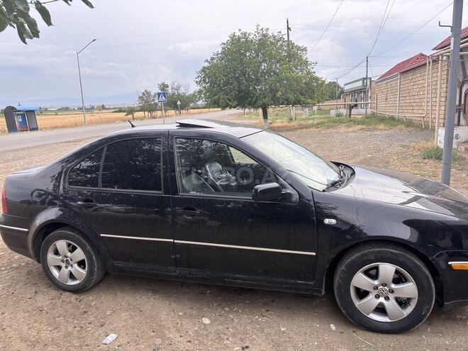 Volkswagen Jetta-6