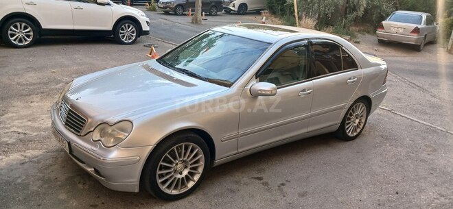 Mercedes C 240 4MATIC-4
