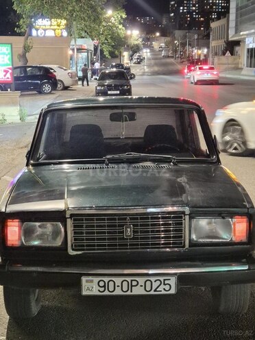 LADA (VAZ) 2107-1