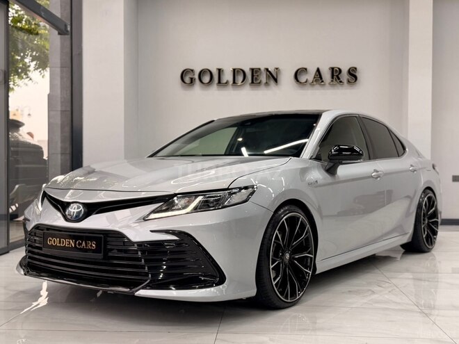 Toyota Camry-6
