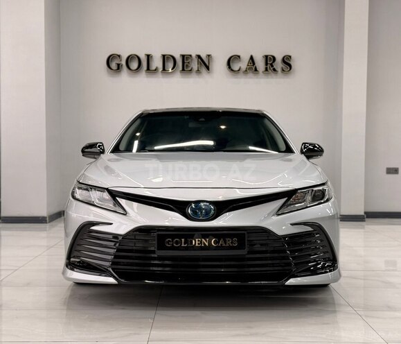 Toyota Camry-1