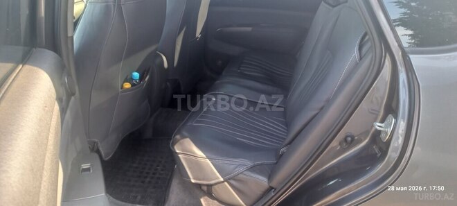 Toyota Prius-3