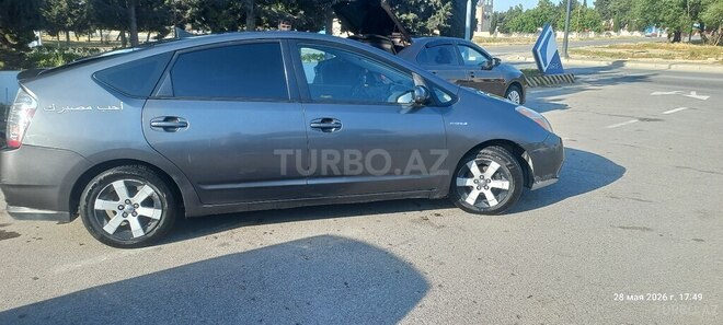 Toyota Prius-6