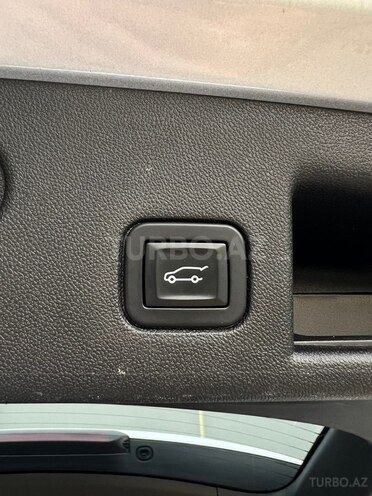Chevrolet Equinox-13