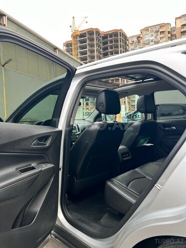 Chevrolet Equinox-8