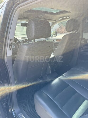 Volkswagen Touareg-11
