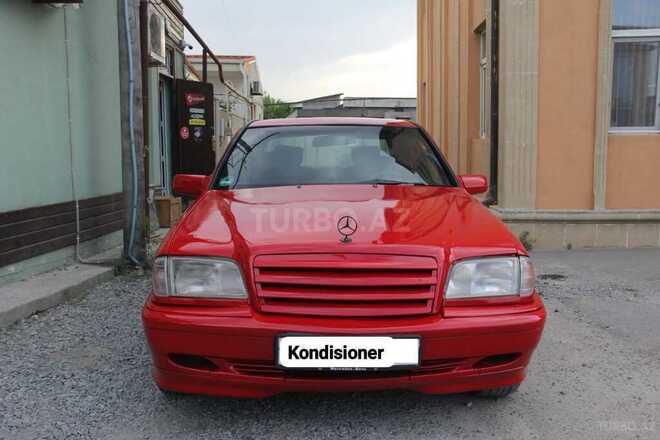 Mercedes C 200-1