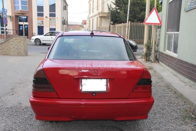 Mercedes C 200-4