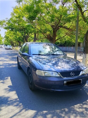Opel Vectra-2