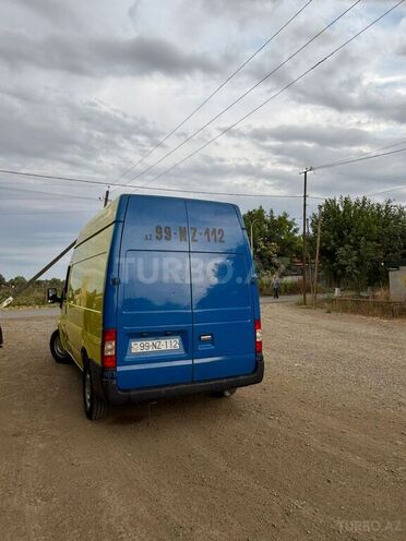 Ford Transit-2