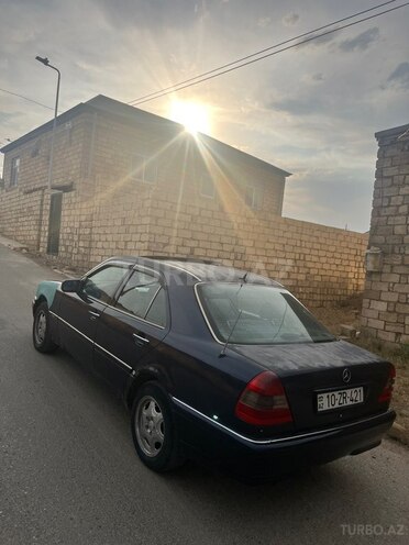 Mercedes C 180-2