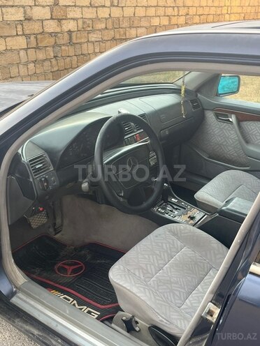 Mercedes C 180-8