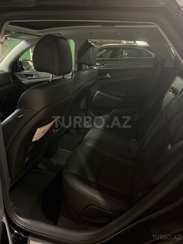 Hyundai Tucson-11