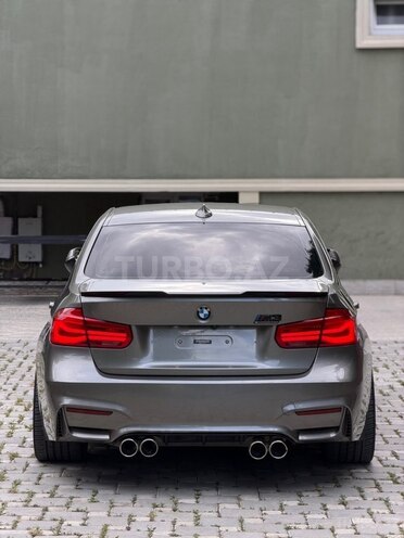 BMW 330-4