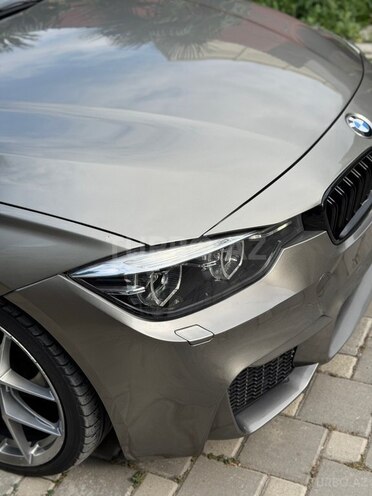 BMW 330-18