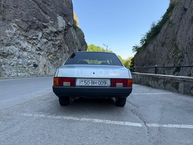 LADA (VAZ) 21099-3