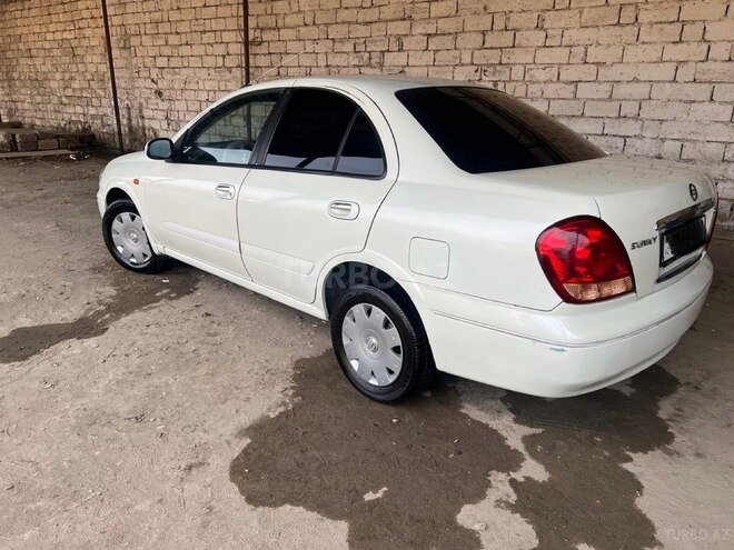 Nissan Sunny-4