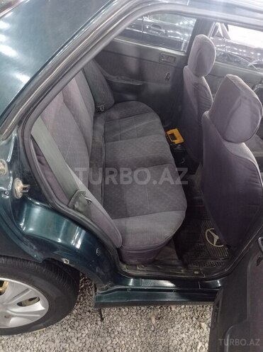 Hyundai Elantra-4