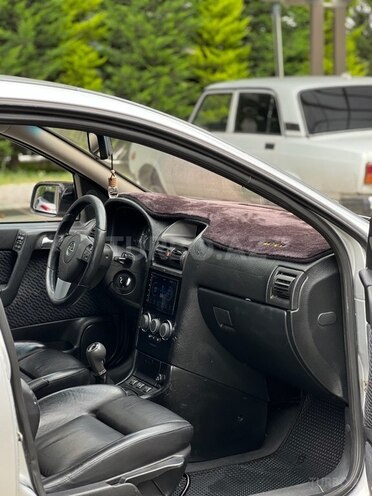 Opel Astra-21