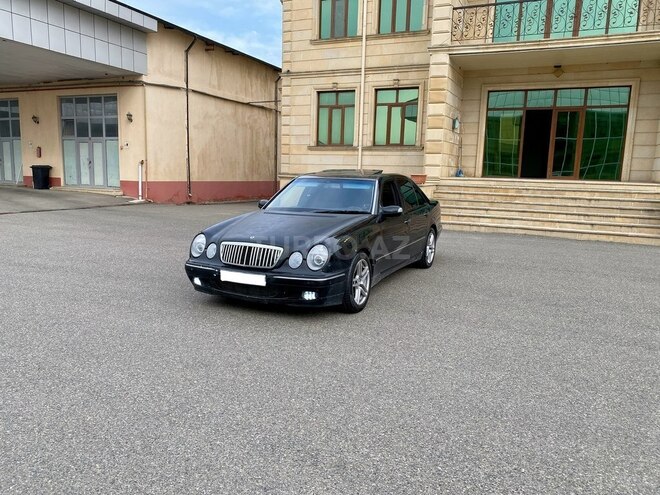 Mercedes E 320-2