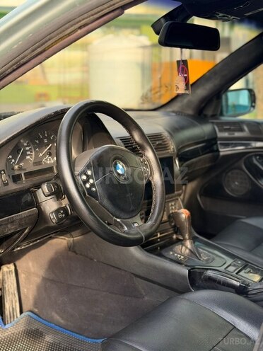 BMW 523-18
