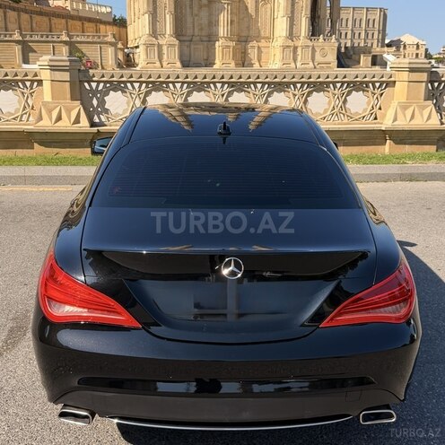 Mercedes CLA 200-7