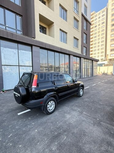 Honda CR-V-6