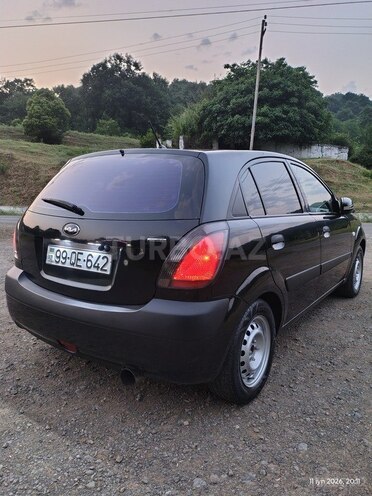 Kia Rio-9