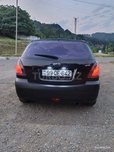 Kia Rio-2
