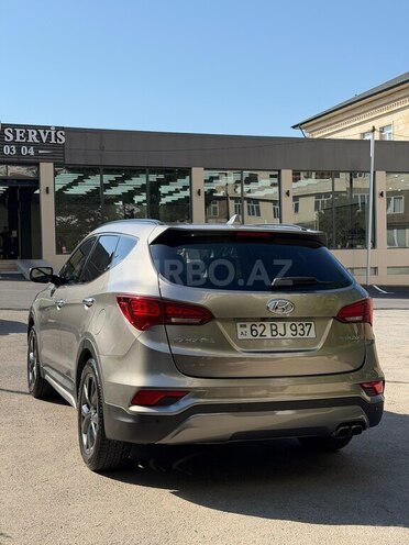 Hyundai Santa Fe-2