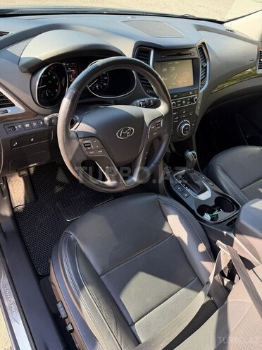Hyundai Santa Fe-8