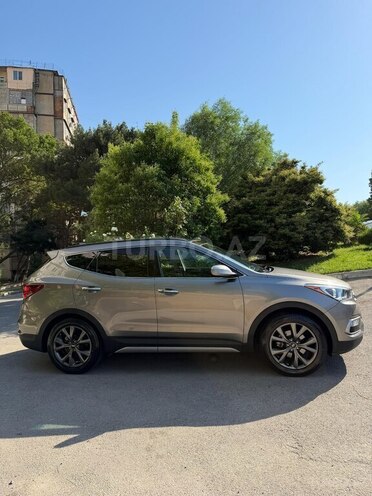 Hyundai Santa Fe-11