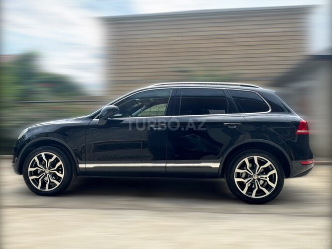 Volkswagen Touareg-5