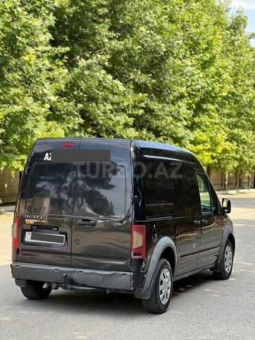 Ford Transit Connect-5