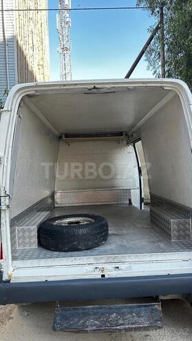 Ford Transit-3