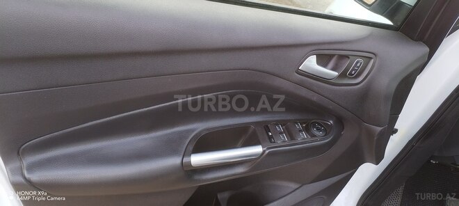 Ford Escape-10