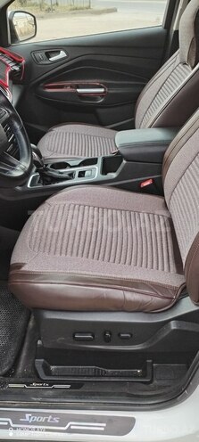 Ford Escape-15